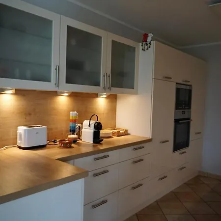 Apartment Helle 120 Qm Mit Terrasse Und Gartenblick Friedberg (Hessen)
