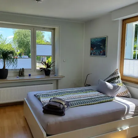 Apartment Helle 120 Qm Mit Terrasse Und Gartenblick
