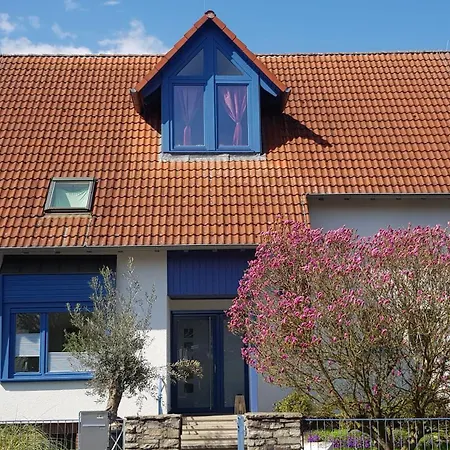 Helle 120 Qm Mit Terrasse Und Gartenblick Apartment *